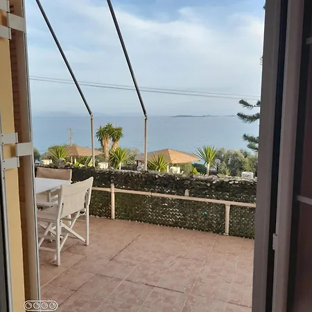 Ξενοδοχείο με διαμερίσματα Stefanosplace Sea View 3*